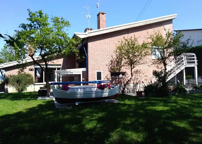 B&B And Sail